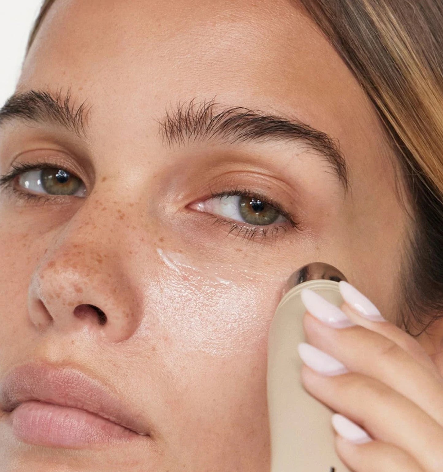 Refy Blur and Hydrate Oil-Control Face Primer with Hyaluronic Acid