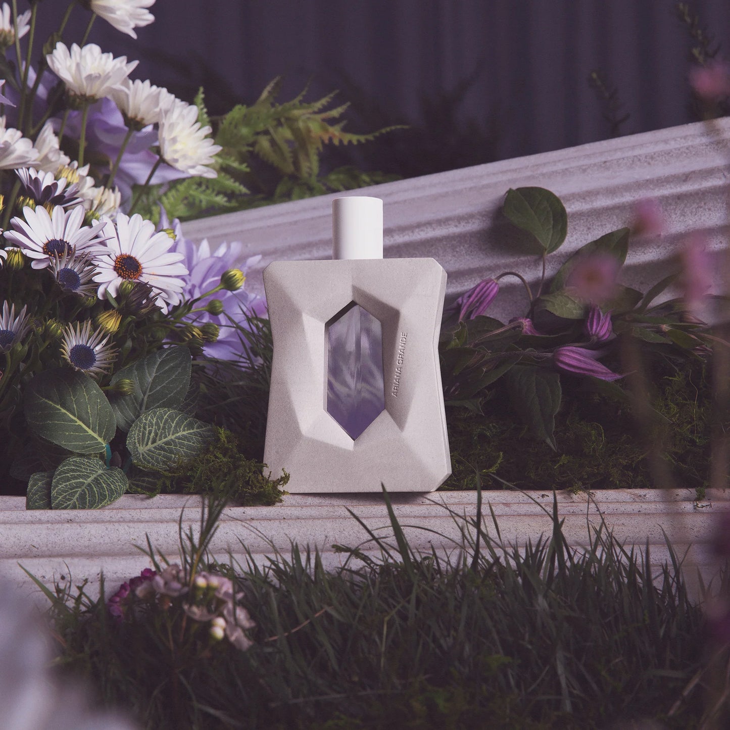 Ariana Grande God Is A Woman 100ml