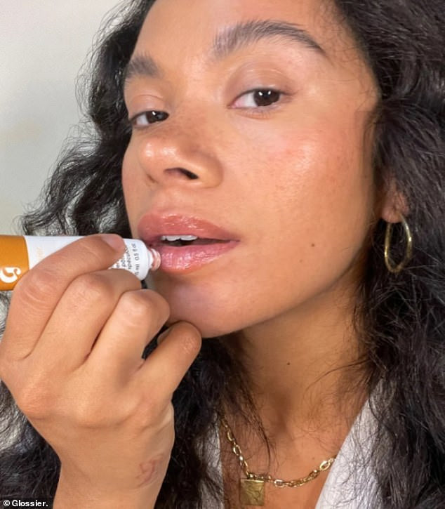 Glossier Balm Dot Com